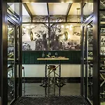 里斯本索菲特大饭店 5* Lisboa