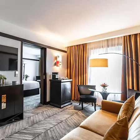 Sofitel Liberdade Hotel 5*