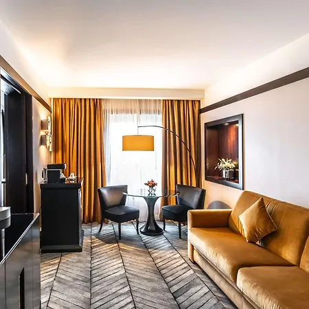 Sofitel Liberdade Otel